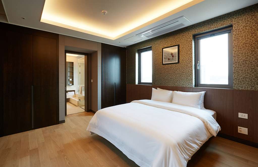 Osong H Hotel Sejong City Čchongdžu Pokoj fotografie